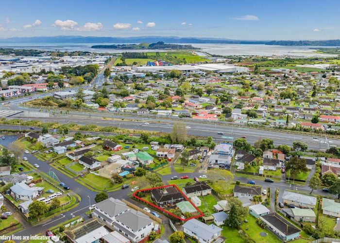  at 18 Staverton Crescent, Mangere, Manukau City, Auckland