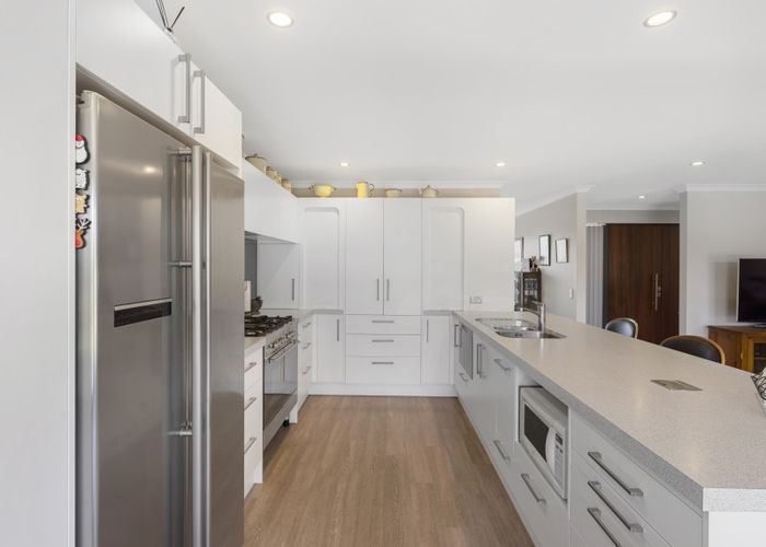  at 58 Parnell Heights Drive, Kelvin Grove, Palmerston North