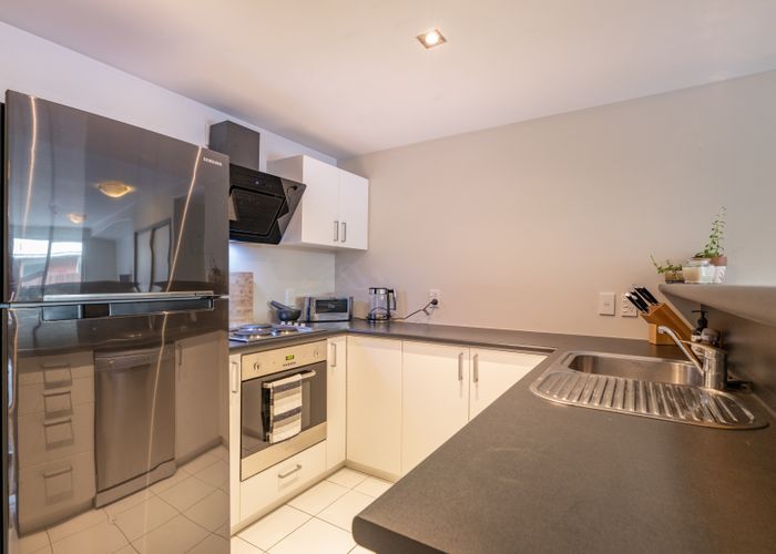  at 2/14 Brougham Street, Addington, Christchurch