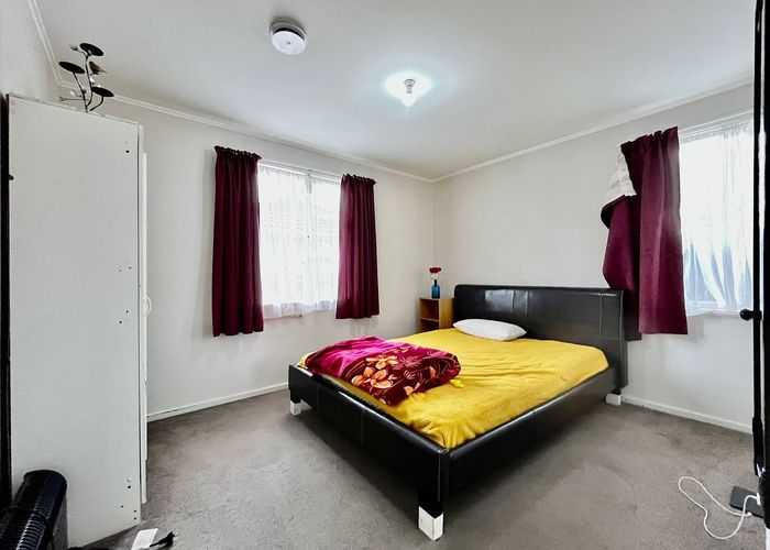 at 42 Great South Road, Papatoetoe, Manukau City, Auckland