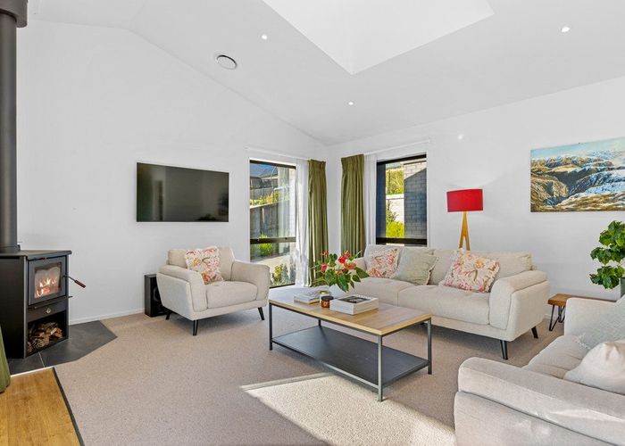  at 14 Carex Rise, Cracroft, Christchurch City, Canterbury