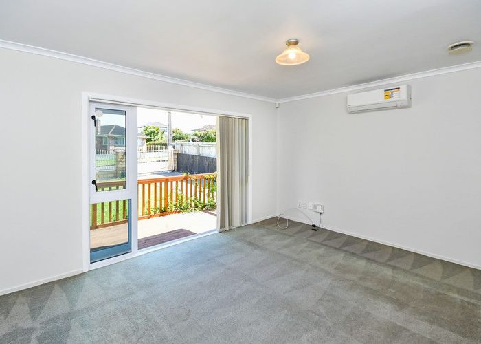  at 7 Raymond Road, Papatoetoe, Auckland