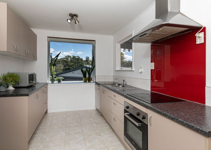  at 81 Rangeview Road, Sunnyvale, Auckland
