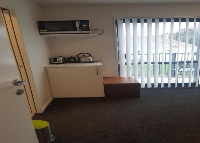  at 18b/17 Bunyan Street, Waltham, Christchurch City, Canterbury