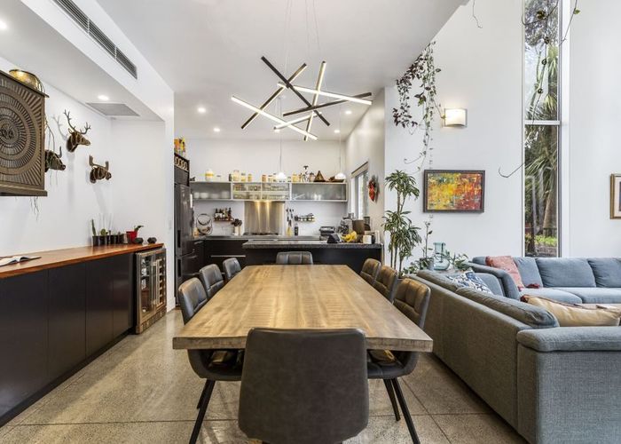  at 11A Wernham Place, Northcote, North Shore City, Auckland