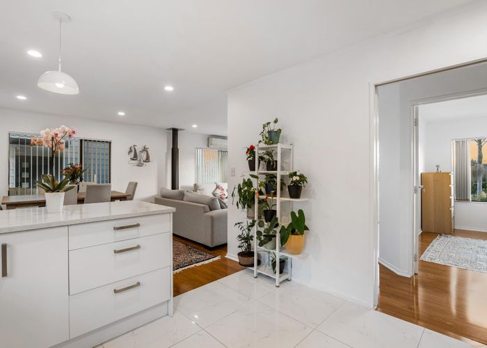  at 88b West Harbour Drive, West Harbour, Waitakere City, Auckland