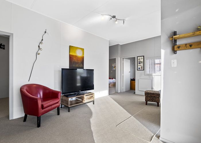  at 129 Bridge Street, Eltham, Eltham