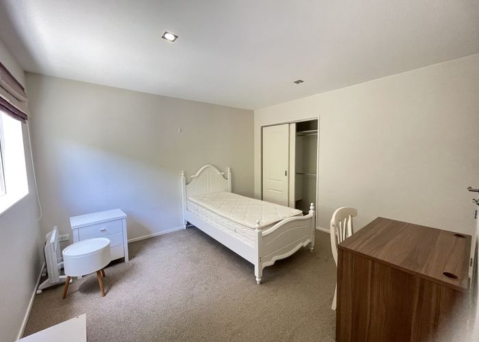  at 24 Skye Road, East Tamaki Heights, Manukau City, Auckland