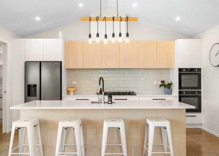  at 7 Leslie Court, Havelock North
