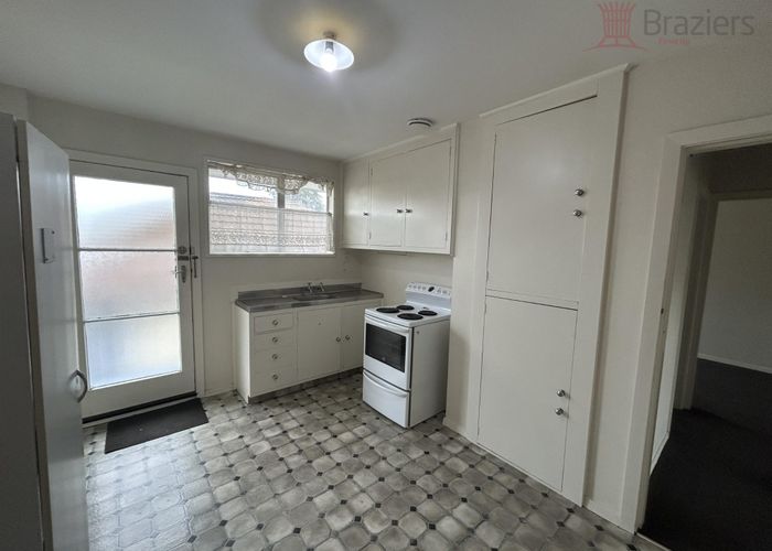  at 2/520 Hereford Street, Linwood, Christchurch City, Canterbury