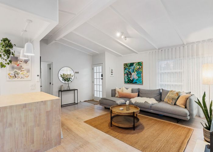  at 89 Fairclough Road, Beach Haven, North Shore City, Auckland
