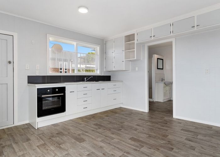  at 56 Omokoroa Road, Omokoroa