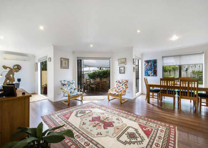  at 6 Forbes Street, Onehunga, Auckland