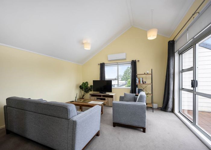  at 38 Harding Avenue, Mount Wellington, Auckland