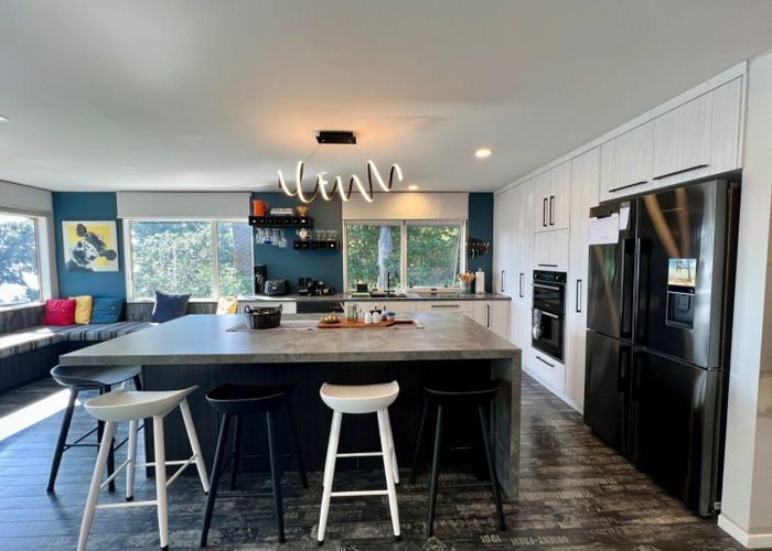  at 2/22 Lansdowne Street, Bayswater, North Shore City, Auckland