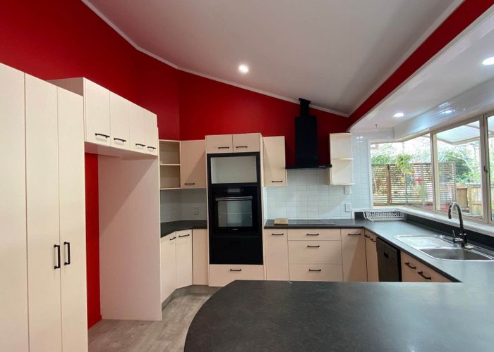  at 218 Bawden Road, Albany