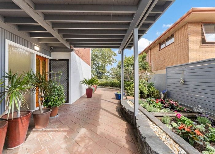  at 84 Gossamer Drive, Pakuranga Heights, Manukau City, Auckland