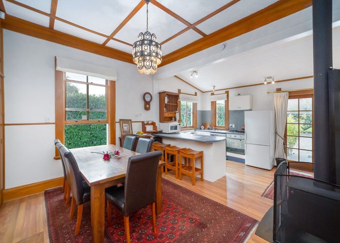  at 44 Victoria Street, Carterton