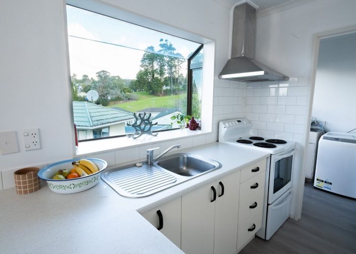  at 25 Loughanure Place, Massey, Waitakere City, Auckland