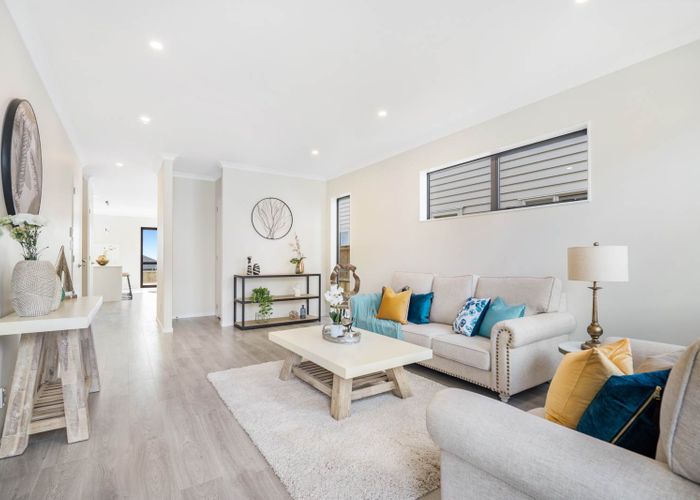  at 25 Paripari ST, Flat Bush, Auckland