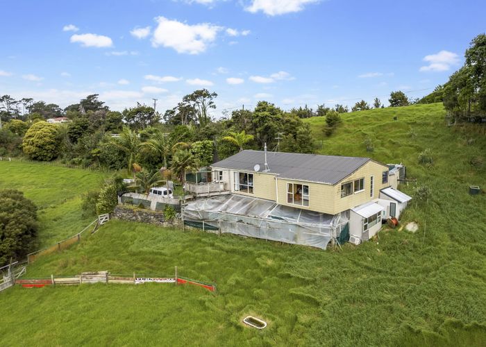  at 76 Coulter Road, Henderson Valley, Auckland
