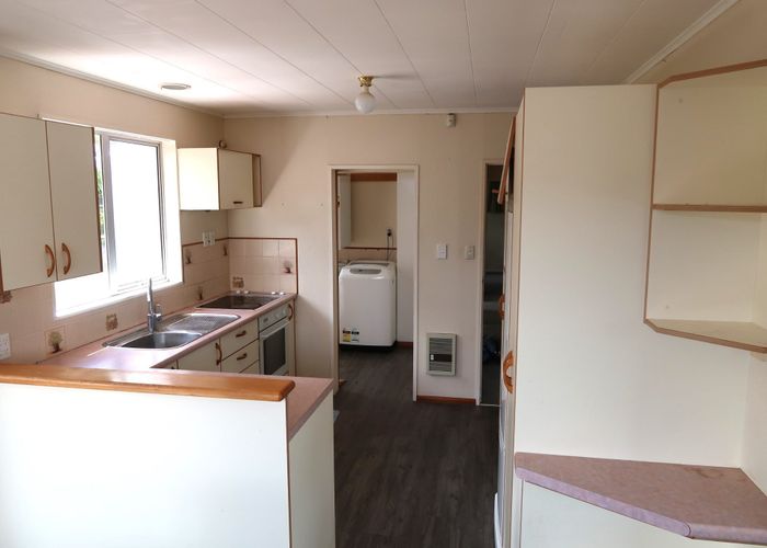  at 16 Waipounamu Dr, Kelson, Lower Hutt, Wellington