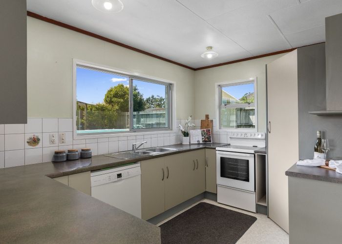  at 18 Chevron Drive, Bellevue, Tauranga, Bay Of Plenty