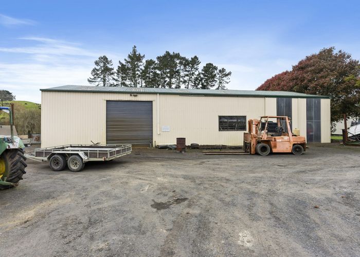  at 964 Churchill Road, Tuakau