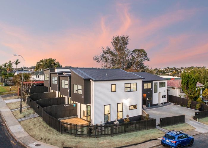  at Lot 1-7/15 Locket Road, Glenfield, North Shore City, Auckland