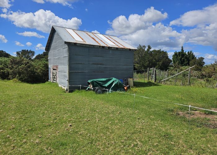  at 225 Spains Road, Awanui