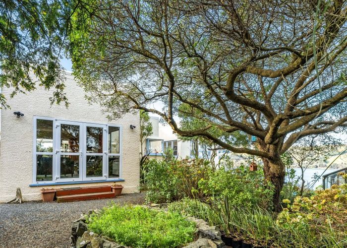  at 23 Ascog Road, Ravensbourne, Dunedin