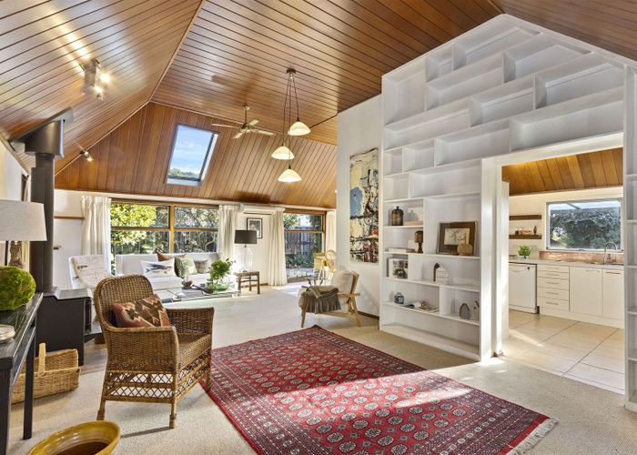  at 18 Guinness Crescent, Ilam, Christchurch