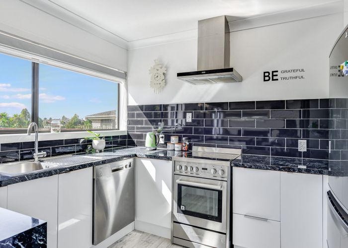  at 28 Glamis Avenue, Dinsdale, Hamilton, Waikato