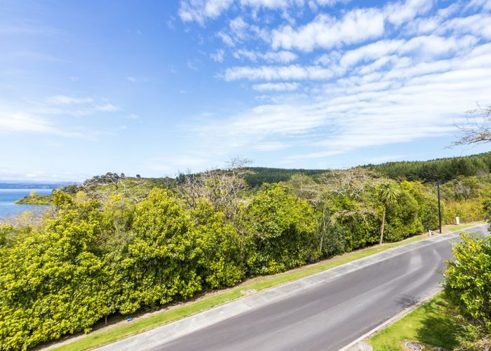  at 83 Parawera Drive, Acacia Bay, Taupō