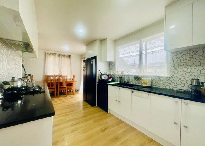  at 106 Coxhead Road, Wattle Downs, Manukau City, Auckland