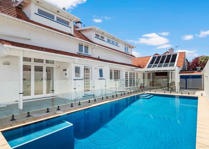 For sale 108 Kitchener Road, Milford, North Shore City, Auckland