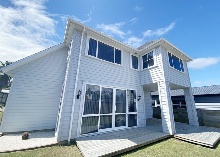  at 27 Howe Street, Howick, Manukau City, Auckland