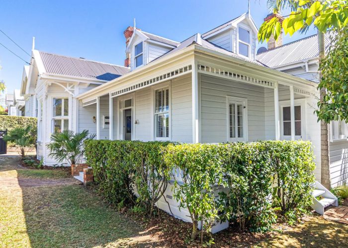  at 24 Pencarrow Avenue, Mount Eden, Auckland City, Auckland