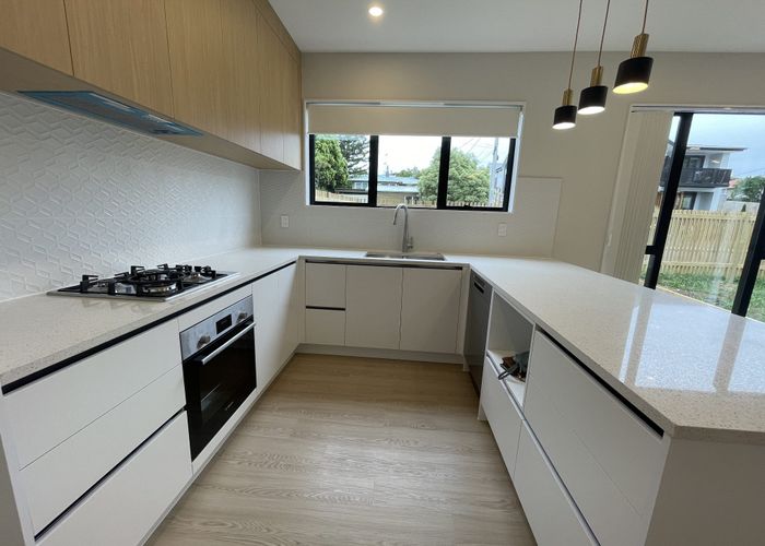  at 30A Lowtherhurst RD, Massey, Waitakere City, Auckland