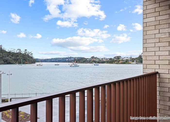  at TH 8/6 Boundary Road, Hobsonville, Waitakere City, Auckland