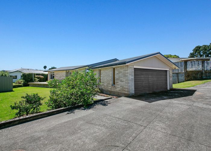  at 35 Lantana Avenue, Bell Block, New Plymouth