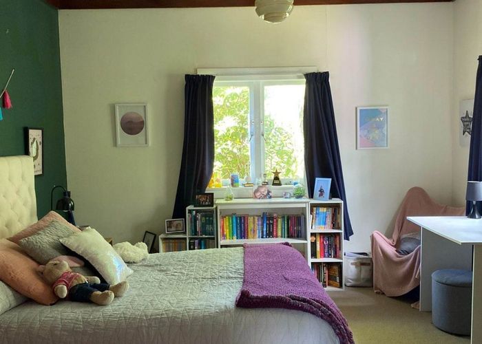  at 16 Navarre Road, Glendowie, Auckland