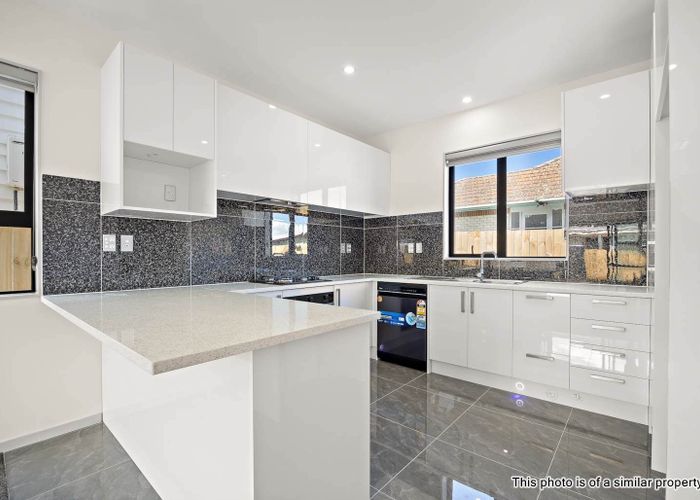  at 21A  Franklin Avenue, Papatoetoe, Manukau City, Auckland