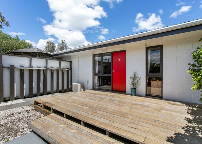  at 1/9 Poinsettia Place, Henderson, Auckland