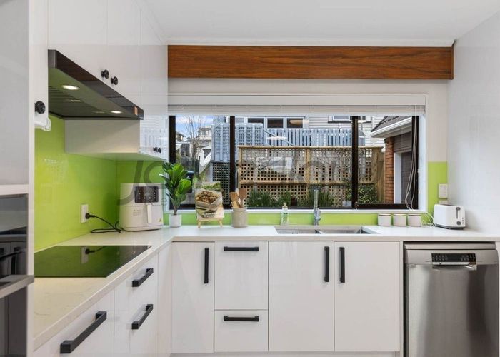  at 2/119 Saint Andrews Road, Epsom, Auckland City, Auckland