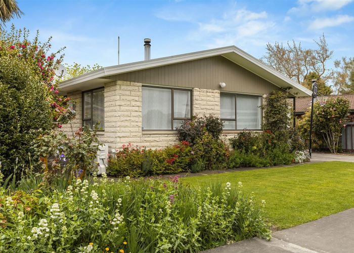 at 8 Owen Place, Springlands, Blenheim