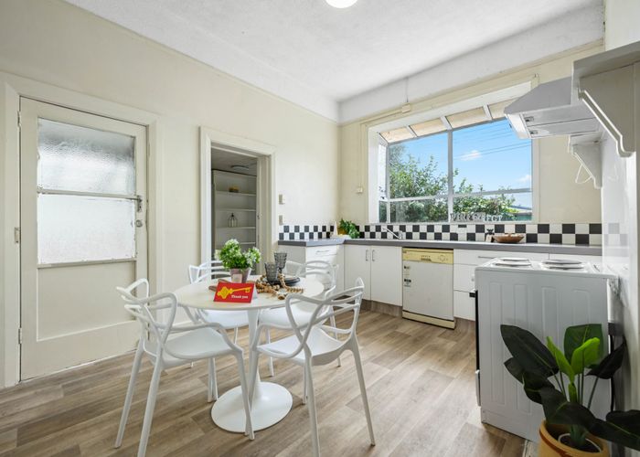  at 21 Boundary Road, Claudelands, Hamilton