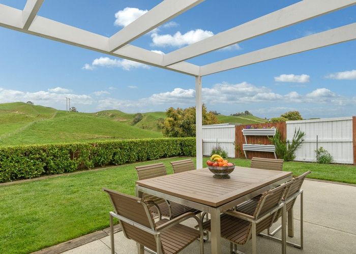  at 230 Ballintoy Park Drive, Welcome Bay, Tauranga