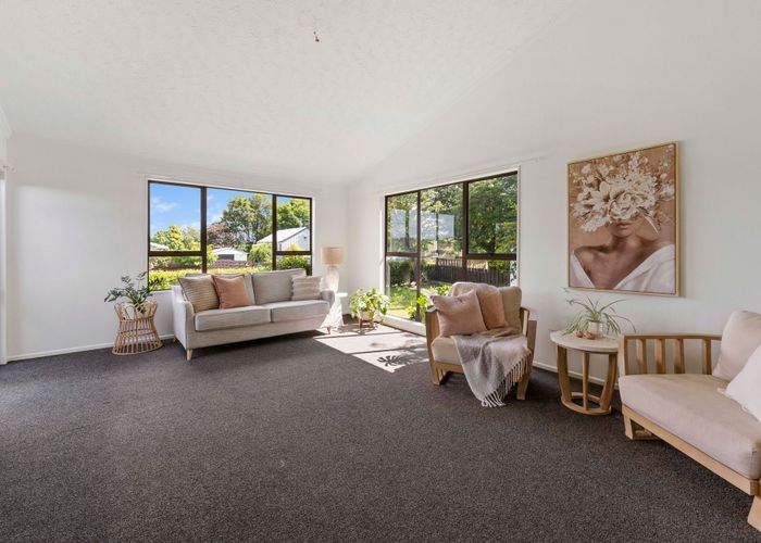  at 2 Holland Grove, Richmond Heights, Taupo