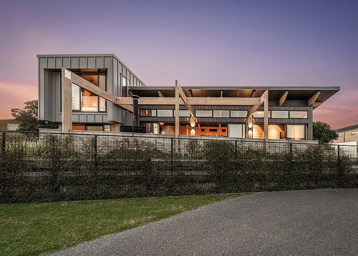  at 36 Ida Way, Omaha